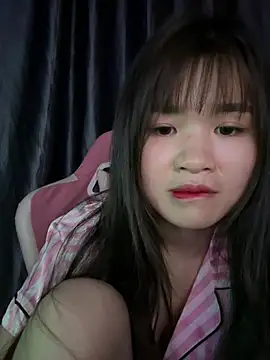 Cum-withyou online show from April 15, 8:32 am