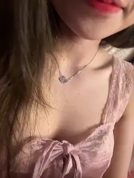 Snapshot of Cum-withyou chatting on May 1, 6:01 pm Cum-withyou online show from May 1, 6:01 pm