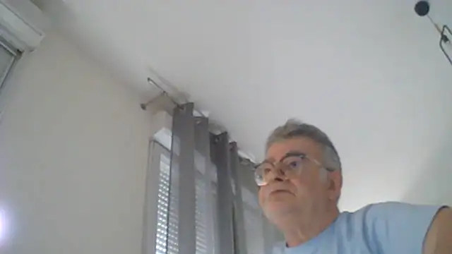 Snapshot of oura chatting on July 5, 7:37 am oura online show from July 5, 7:37 am