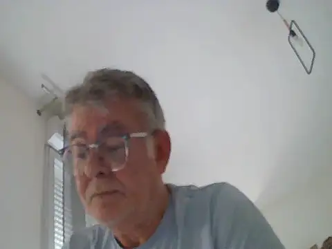 Snapshot of oura chatting on July 6, 7:49 am oura online show from July 6, 7:49 am