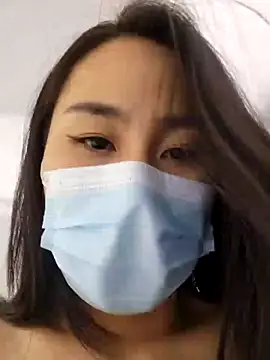 Nyraheart1 online show from March 10, 11:15 am