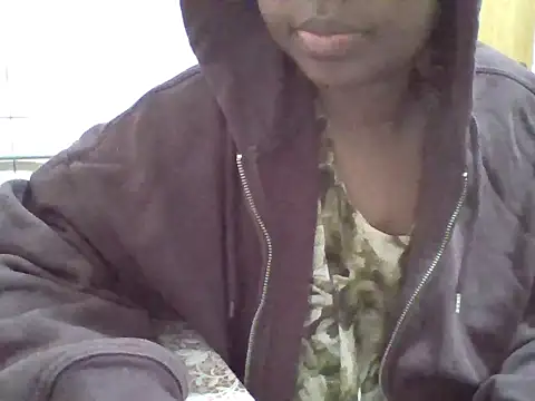 melaninebony2 online show from April 8, 2:00 am