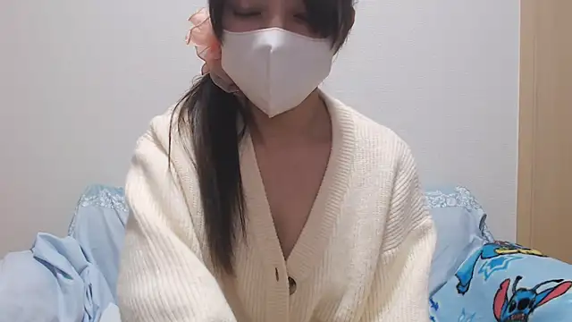 Snapshot of rin_rin072 chatting on May 3, 7:58 am rin rin072 online show from May 3, 7:58 am