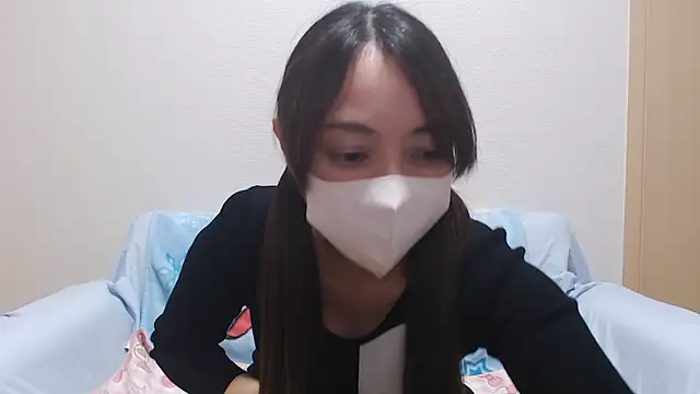 Snapshot of rin_rin072 chatting on May 7, 11:37 am rin rin072 online show from May 7, 11:37 am