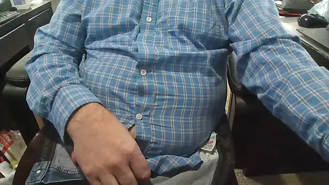 Snapshot of samemOR2027 chatting on March 10, 7:08 pm samemOR2027 online show from March 10, 7:08 pm