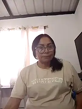 Snapshot of HOT_LATINA20 chatting on April 12, 10:26 pm HOT LATINA20 online show from April 12, 10:26 pm