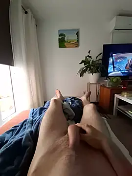 Snapshot of Santinho95 chatting on June 6, 9:14 am Santinho95 online show from June 6, 9:14 am