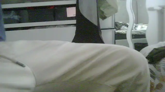 Snapshot of steven_mar43684 chatting on April 28, 11:59 am steven mar43684 online show from April 28, 11:59 am