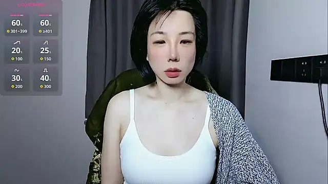 lin lin 520 520 online show from April 10, 3:06 pm