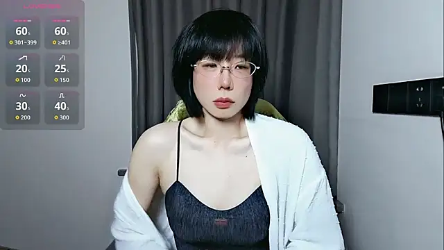 lin lin 520 520 online show from April 23, 5:15 pm