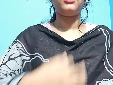 Emma 4433 online show from April 11, 9:30 pm