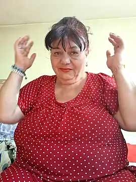 HotMilf80 online show from June 27, 6:18 am