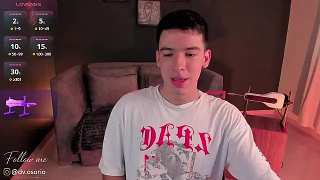 Snapshot of david_osorio chatting on May 9, 8:25 pm david osorio online show from May 9, 8:25 pm