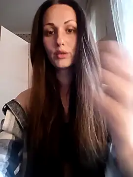 Snapshot of LunaCrystall chatting on April 14, 4:13 pm LunaCrystall online show from April 14, 4:13 pm