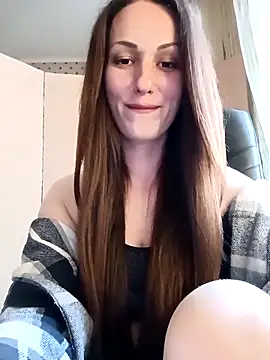 Snapshot of LunaCrystall chatting on April 30, 4:02 pm LunaCrystall online show from April 30, 4:02 pm