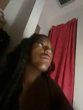 Snapshot of Brenda_hot27 chatting on June 3, 9:01 am Brenda hot27 online show from June 3, 9:01 am