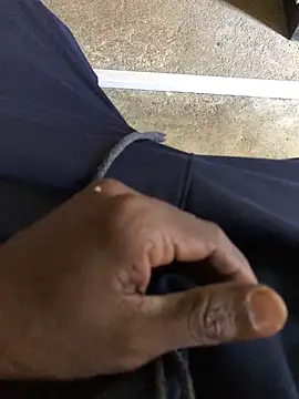Snapshot of ranga-1984 chatting on April 1, 5:41 am ranga-1984 online show from April 1, 5:41 am
