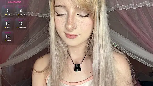 OnlyEva1 online show from June 28, 9:37 am