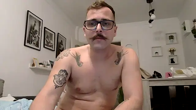 yanick931 online show from May 16, 12:07 am