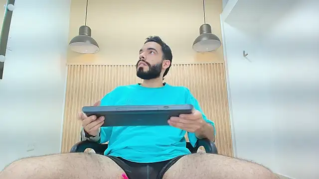 JEAN LEWIS2 online show from March 25, 7:31 pm