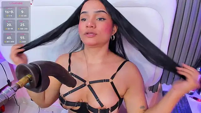 lia sucker online show from August 1, 4:01 am