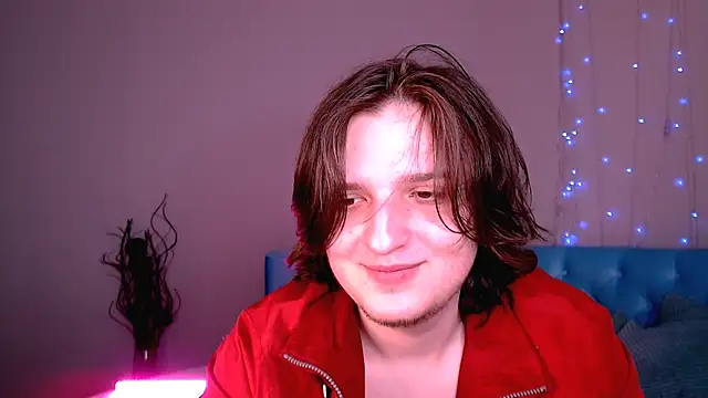 delalex online show from April 4, 7:55 pm