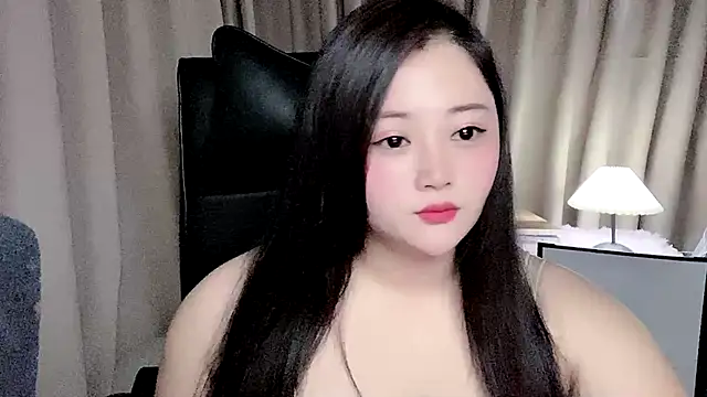 Snapshot of sisibaby20266 chatting on April 3, 8:45 am sisibaby20266 online show from April 3, 8:45 am