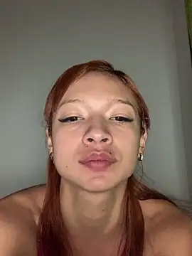 Snapshot of Angellmel chatting on April 2, 10:51 pm Angellmel online show from April 2, 10:51 pm