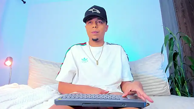 Randdy 333 online show from April 25, 5:43 am