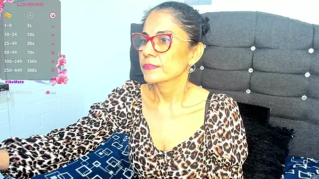 Snapshot of Antonella_Rizzo01 chatting on May 27, 1:57 am Antonella Rizzo01 online show from May 27, 1:57 am