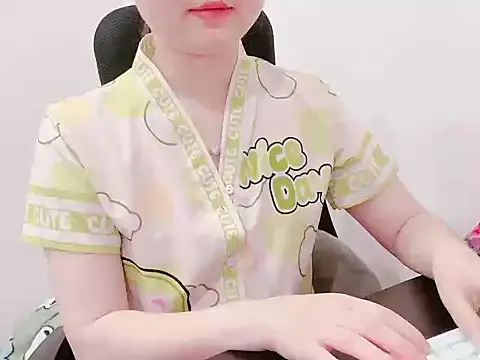 hunhun122 online show from March 30, 9:05 pm