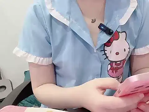 hunhun122 online show from April 8, 12:27 pm