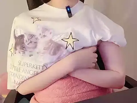 hunhun122 online show from April 9, 12:32 am