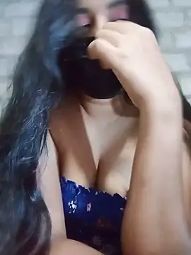 Snapshot of SLNISHU chatting on May 23, 8:24 pm SLNISHU online show from May 23, 8:24 pm