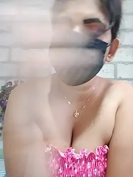Snapshot of SLNISHU chatting on July 28, 2:40 am SLNISHU online show from July 28, 2:40 am