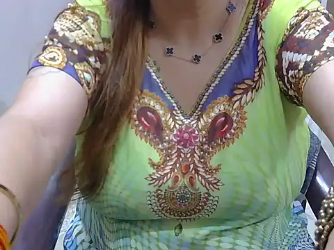 Snapshot of spicy_Zara chatting on May 14, 6:53 am spicy Zara online show from May 14, 6:53 am