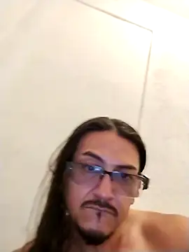 tupadrastromalo online show from March 13, 4:35 pm