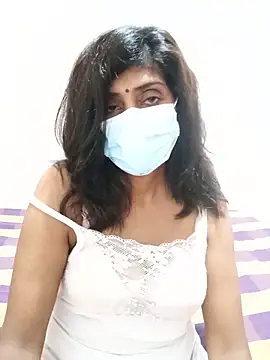 Snapshot of Amisha-35 chatting on May 21, 1:12 am Amisha-35 online show from May 21, 1:12 am
