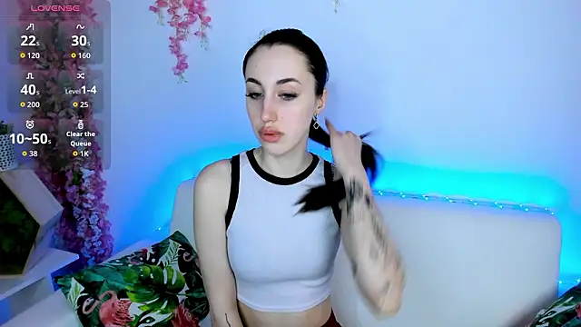 Snapshot of linxsqd chatting on March 19, 9:46 am linxsqd online show from March 19, 9:46 am