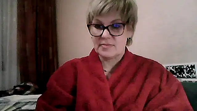 Snapshot of TatkaYang chatting on March 17, 8:34 pm TatkaYang online show from March 17, 8:34 pm