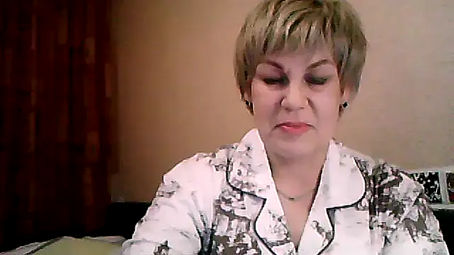 Snapshot of TatkaYang chatting on March 31, 7:36 pm TatkaYang online show from March 31, 7:36 pm