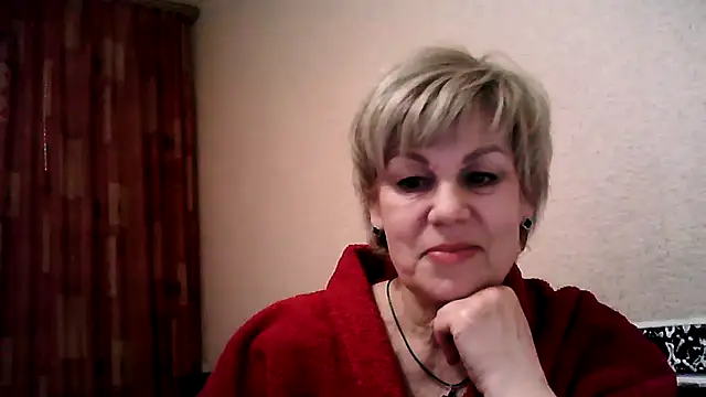 Snapshot of TatkaYang chatting on April 13, 7:30 pm TatkaYang online show from April 13, 7:30 pm