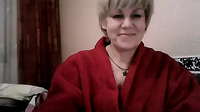 Snapshot of TatkaYang chatting on April 16, 7:14 pm TatkaYang online show from April 16, 7:14 pm