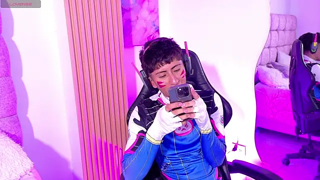 AndyJustgame  online show from June 21, 11:07 pm