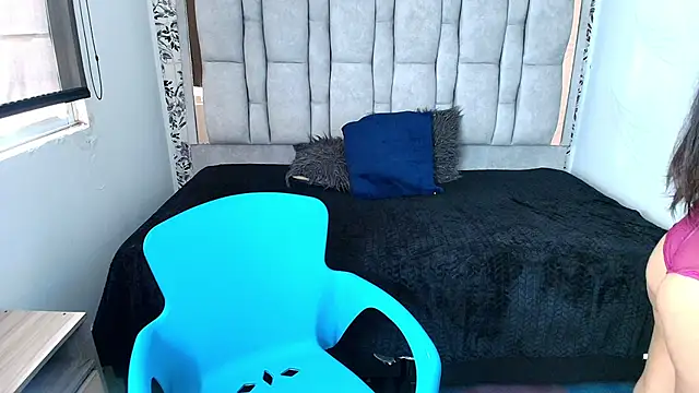Keyla Brunette  online show from April 18, 6:45 pm