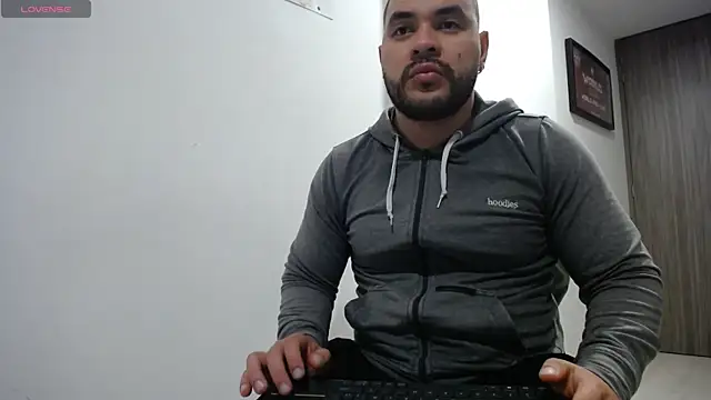 Axel Dominus online show from July 4, 8:42 am