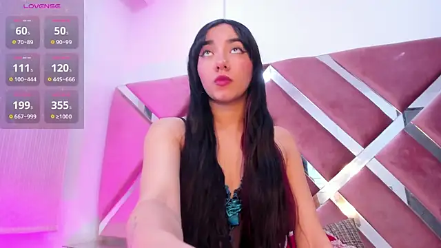 Snapshot of Zoe_Evaanss_ chatting on June 10, 7:46 pm Zoe Evaanss online show from June 10, 7:46 pm