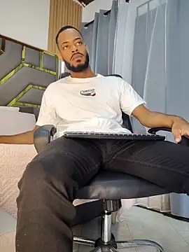 Oliver bigblack cock online show from April 19, 6:21 pm