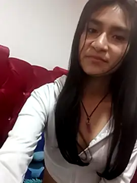 Snapshot of KarolaMendez chatting on March 19, 9:19 pm KarolaMendez online show from March 19, 9:19 pm
