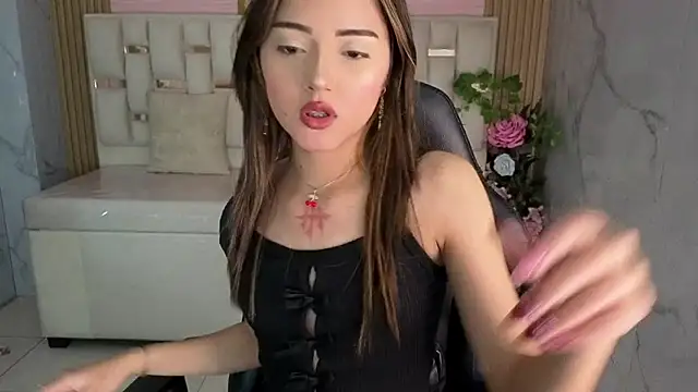 Snapshot of veronicaa_s chatting on May 23, 7:51 pm veronicaa s online show from May 23, 7:51 pm